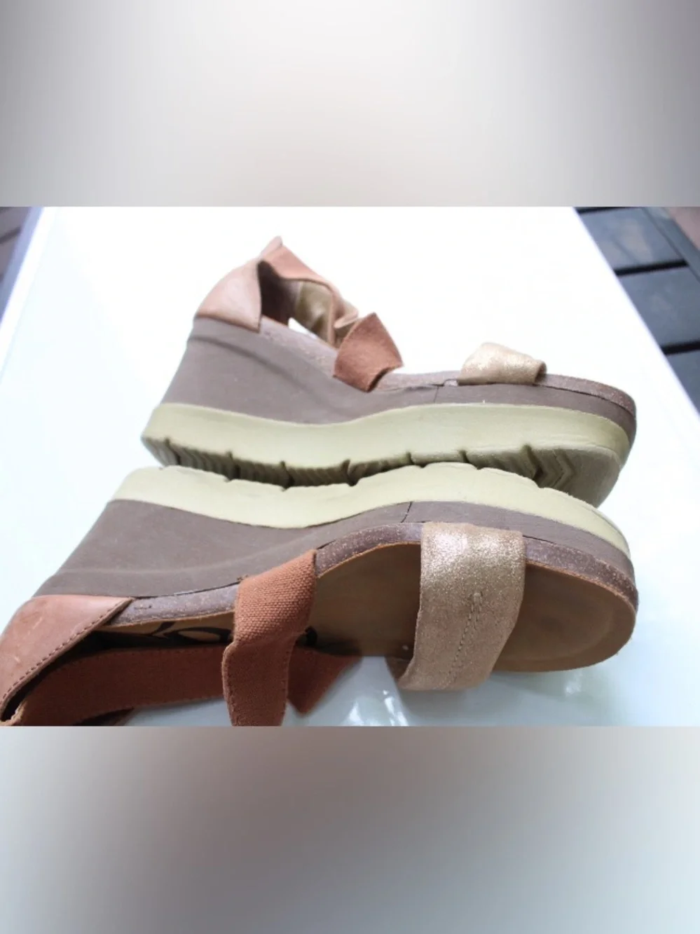 OTBT Freedom wedge sandals